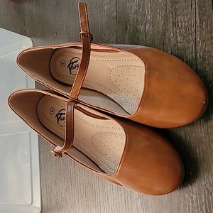 Brown flats